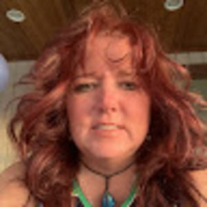 Meet your Posher, Elaine